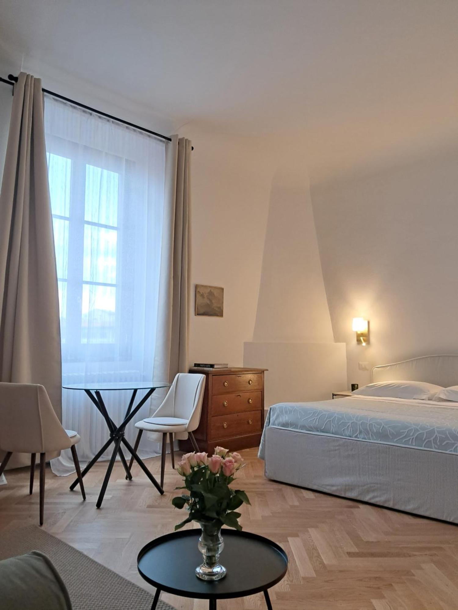 Palazzo Capponi Alle Rovinate Флоренция Номер фото